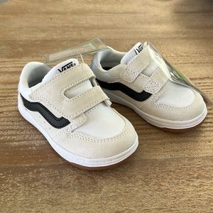 Brand new toddler Van’s